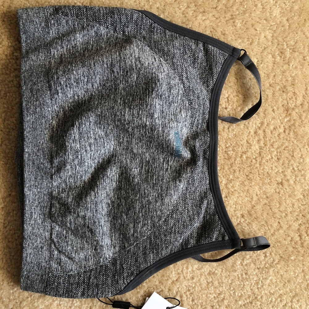New gym shark flex strapped bra
